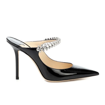 Noirella Heels | Luxe Vegan Lakleren Pumps met Crystal Strap