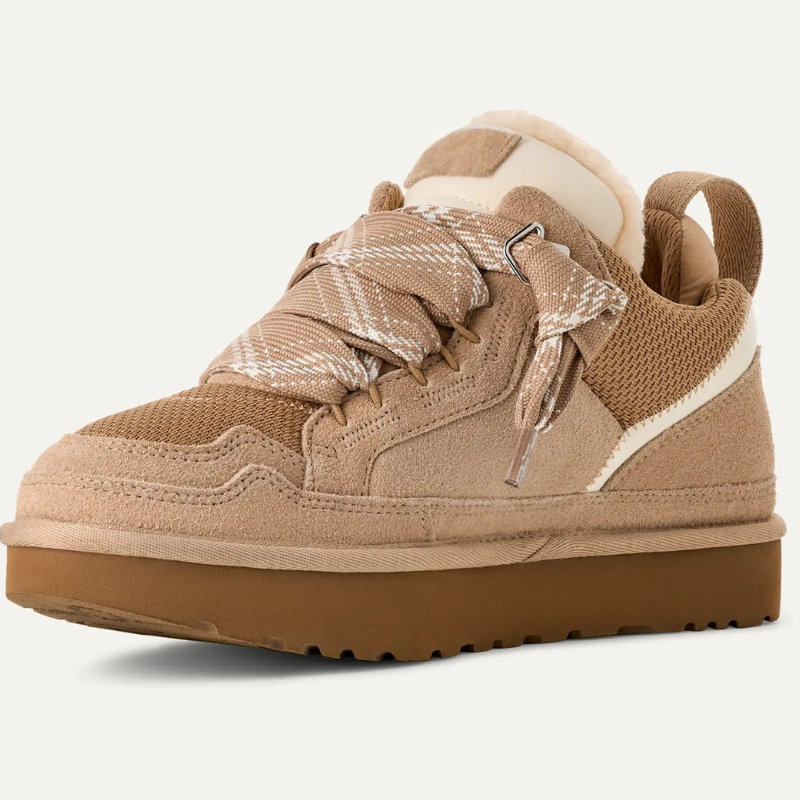 Beżowe sneakersy Lowelle z zamszu – widok z przodu